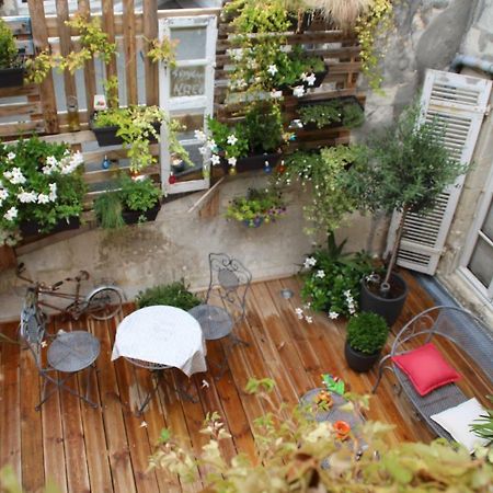 Une Chambre En Ville Saintes Kültér fotó