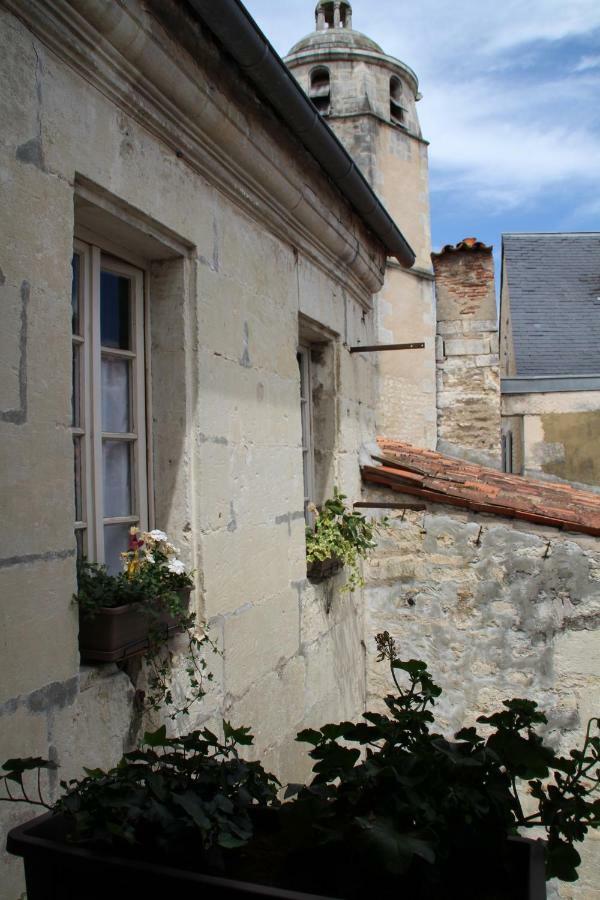 Une Chambre En Ville Saintes Kültér fotó
