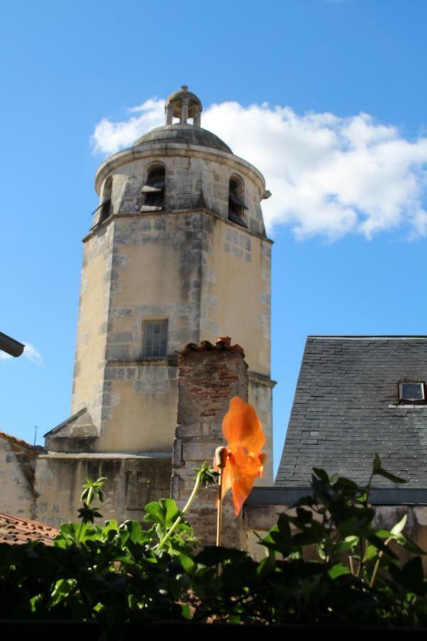 Une Chambre En Ville Saintes Kültér fotó