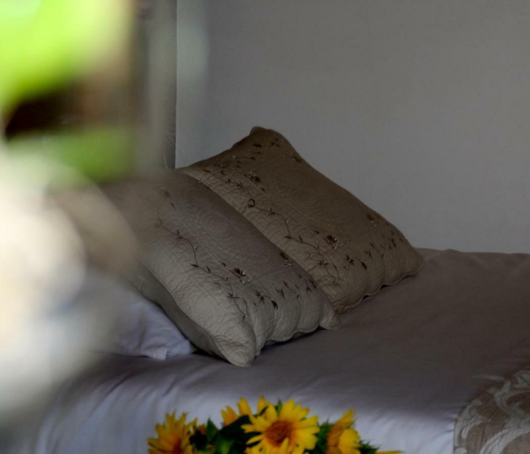 Une Chambre En Ville Saintes Kültér fotó