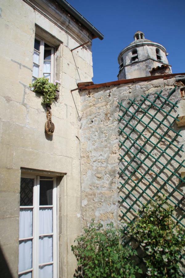 Une Chambre En Ville Saintes Kültér fotó